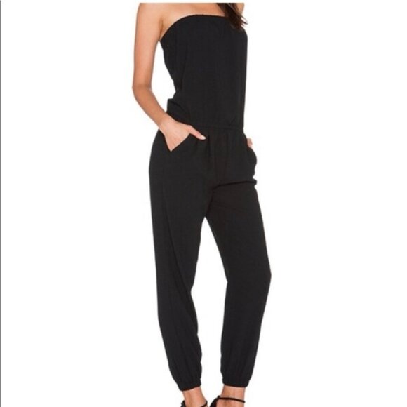 Aritzia Pants - Aritzia Sunday Best Sleeveless Black Jumpsuit — Size XS